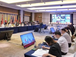中目從單純的視頻會議趨向于遠程企業視頻協作平臺